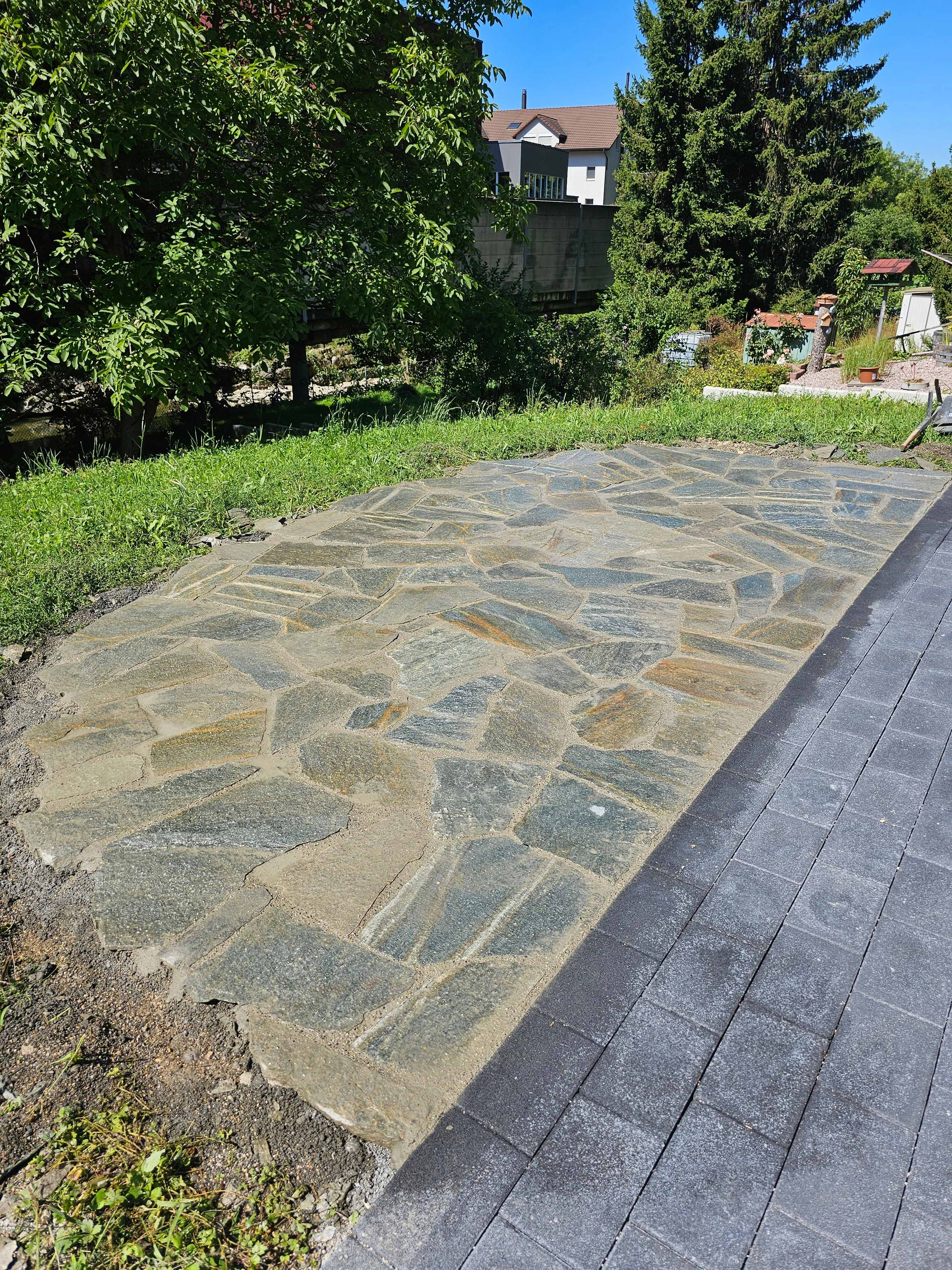 naturstein gartengestaltung