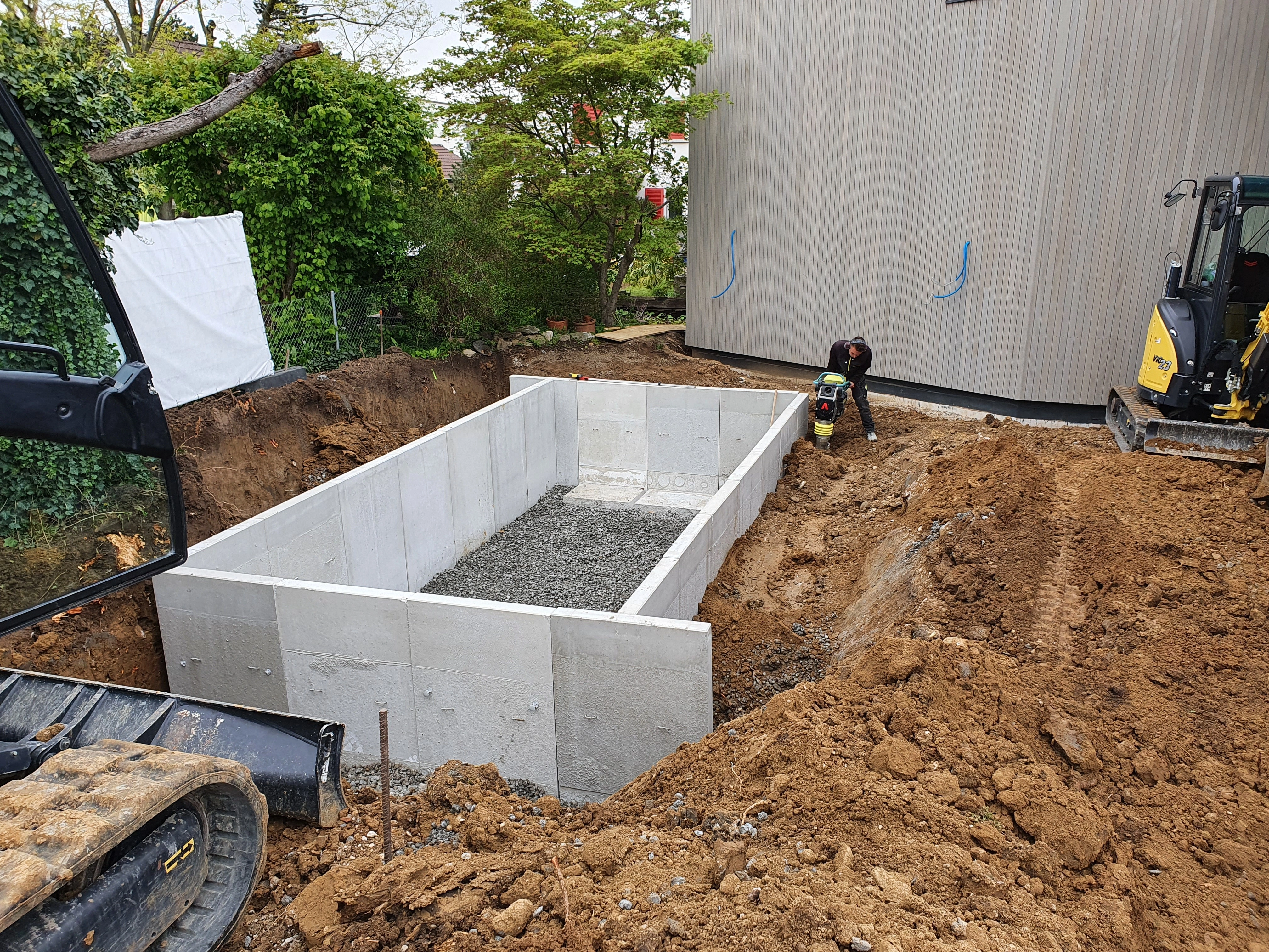 Betonarbeiten und Pflasterarbeiten Basel — MK Gartenbau
